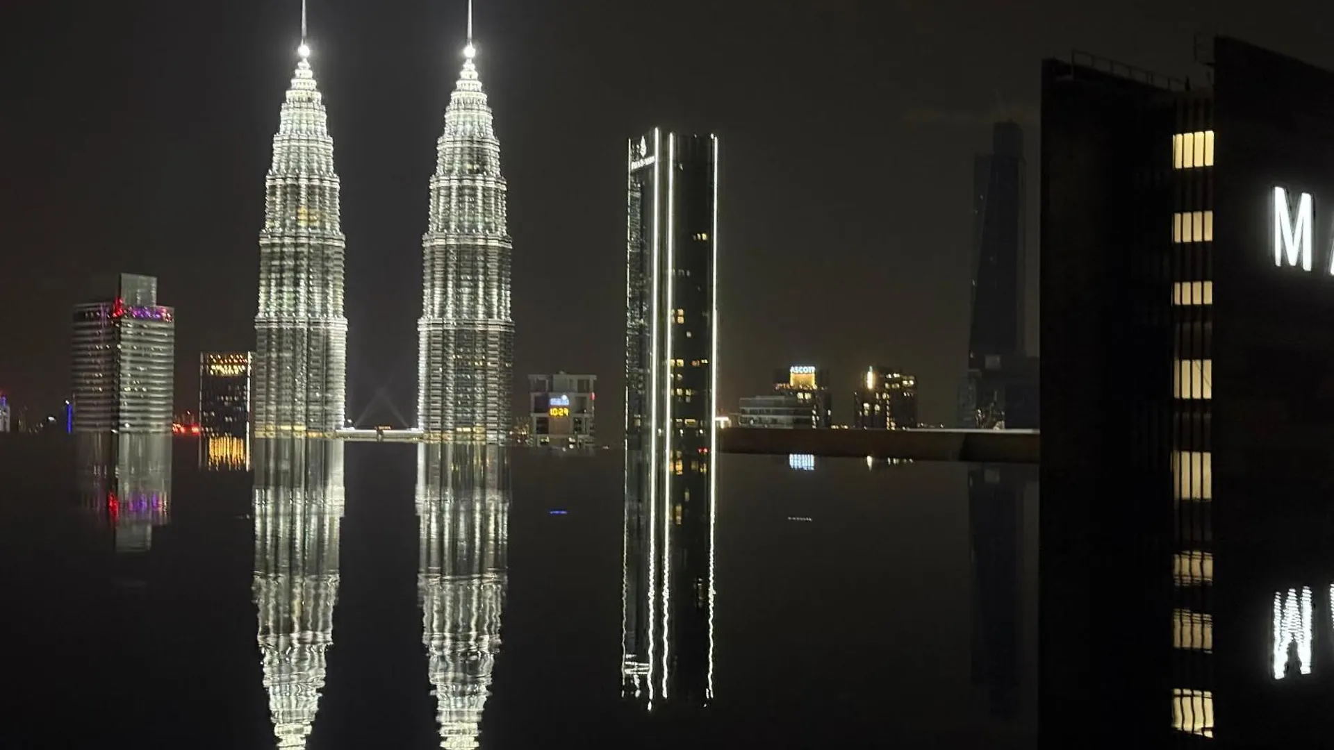 Eaton Sky Residences Klcc Kuala Lumpur Apartment