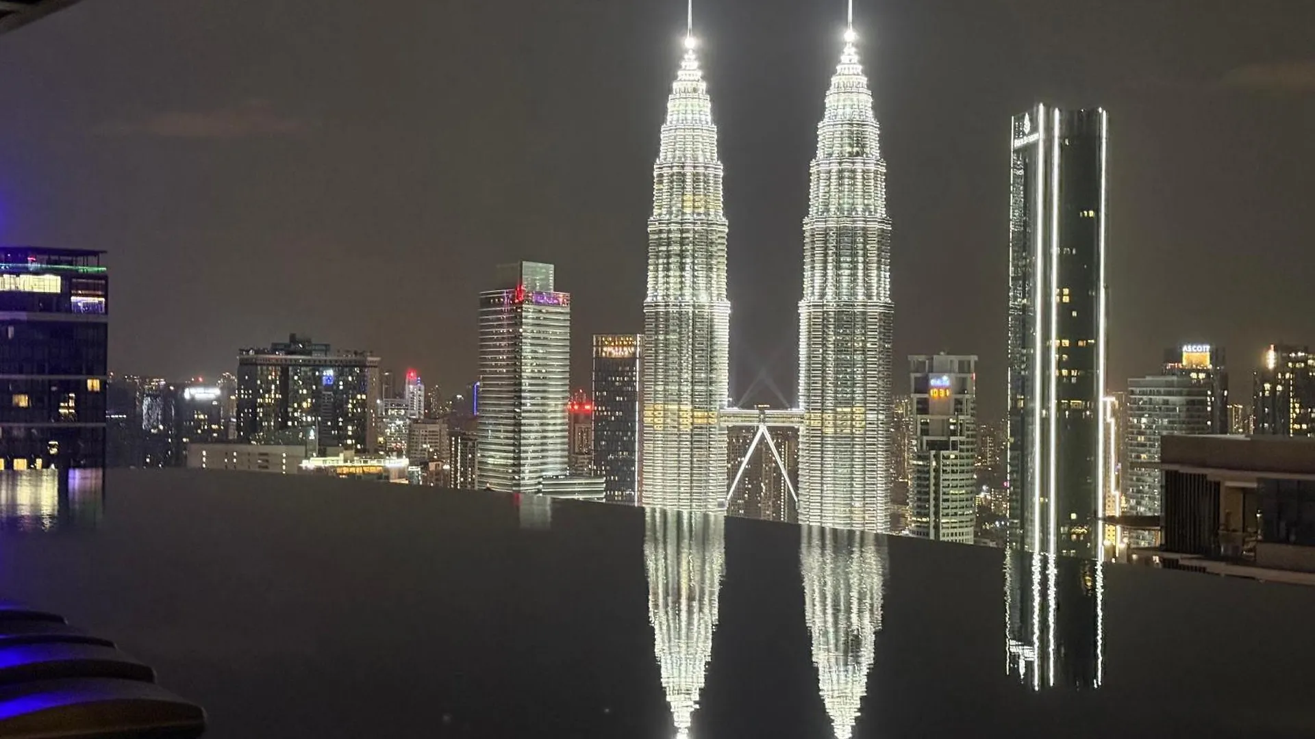 Eaton Sky Residences Klcc Kuala Lumpur