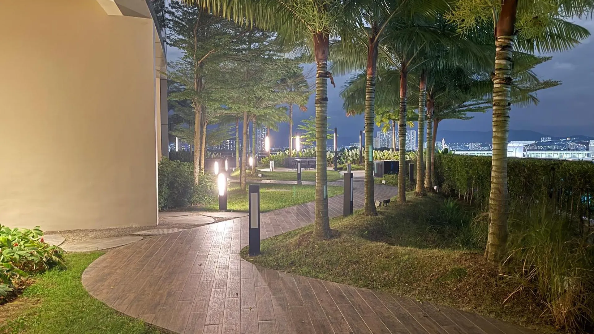 Eaton Sky Residences Klcc Kuala Lumpur 0*,