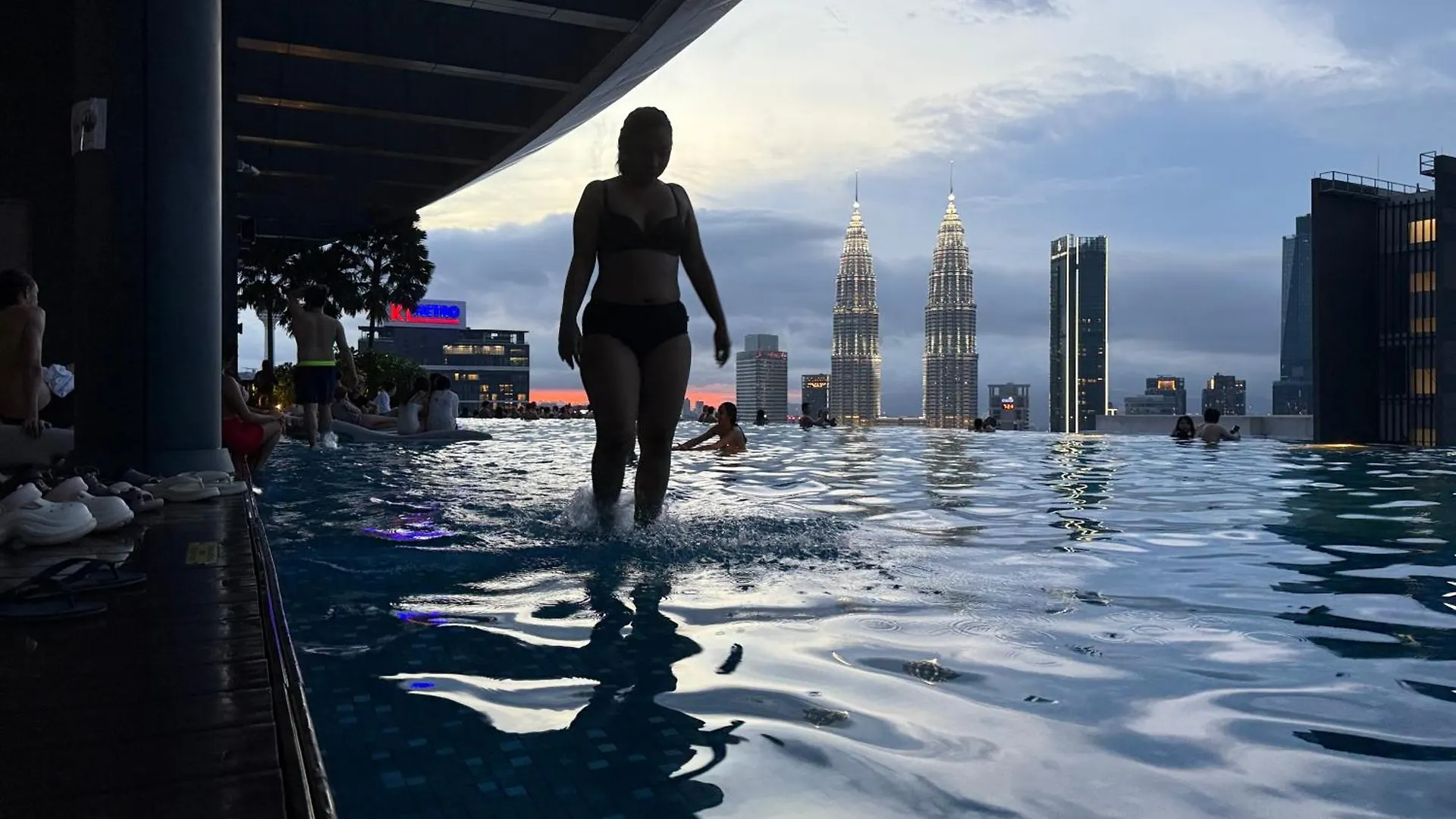 Eaton Sky Residences Klcc Kuala Lumpur Apartment